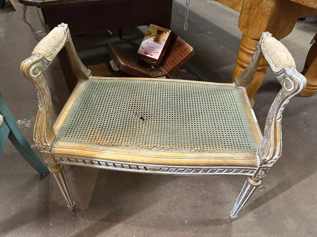 Louis Xvi Painted Bench As Found 1