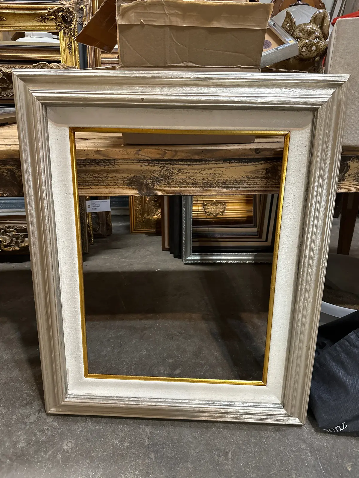 Silver Frame With Linen Filet 1