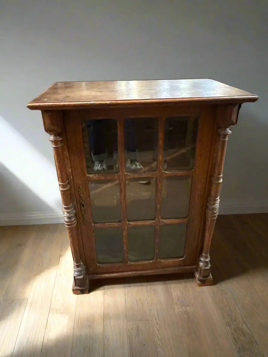 Small Beveled Glass Oak 1 Door Book Case 1