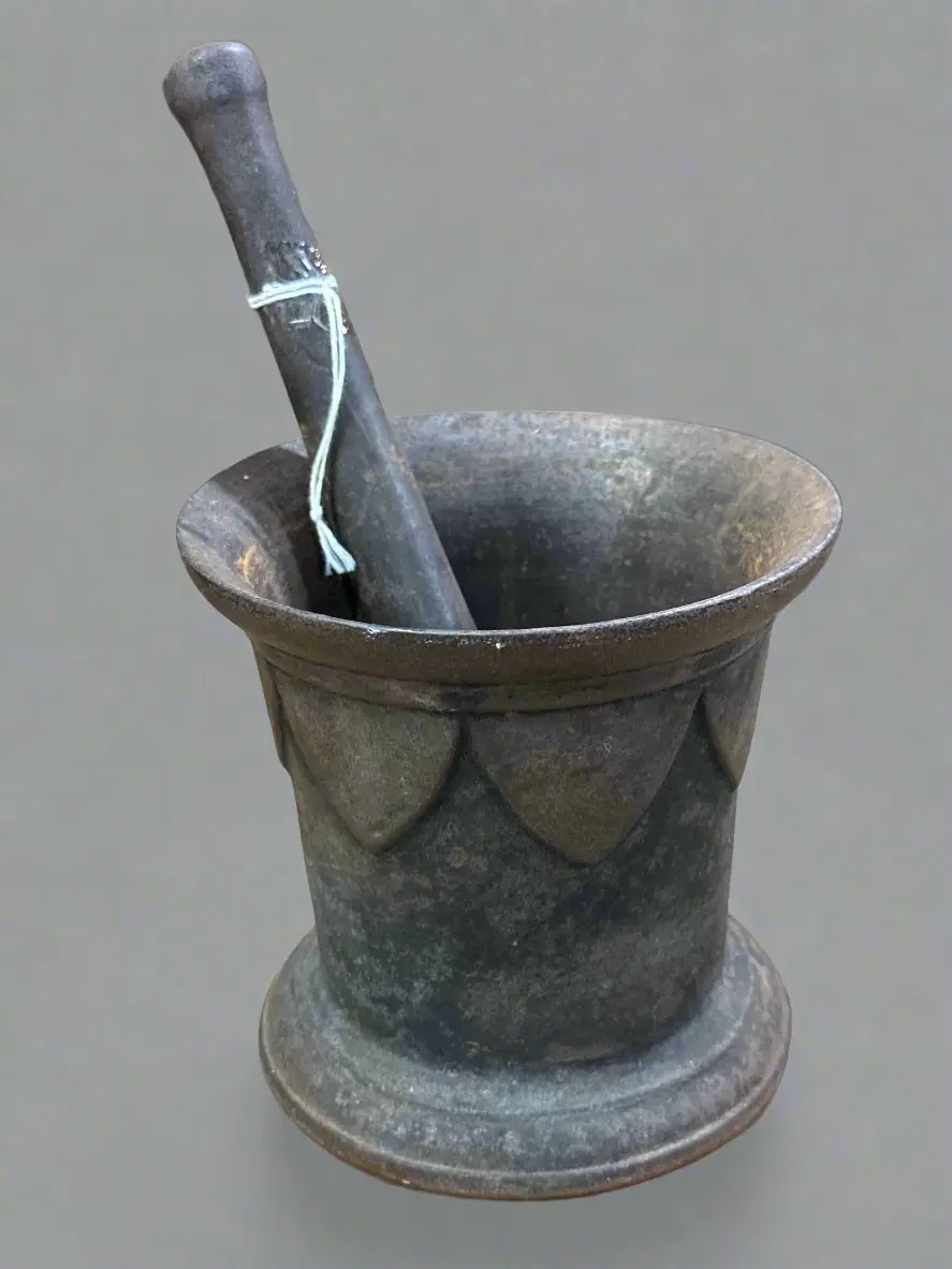 Cast Iron Mortar And Pestle 1