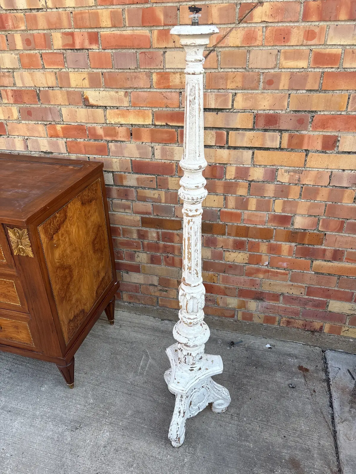 Altar Candle Stand Style Painted Wood Floor Lamp 1