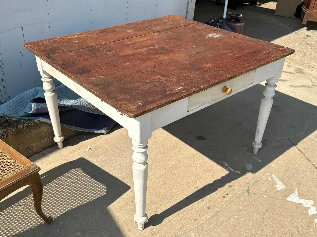 White Painted Farmhouse Kitchen Table With Drawers 1