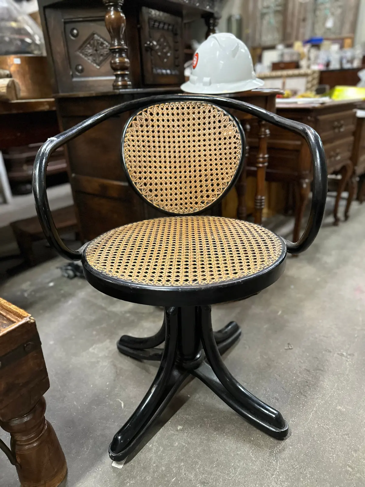 Thonet Swivel Arm Chair 1