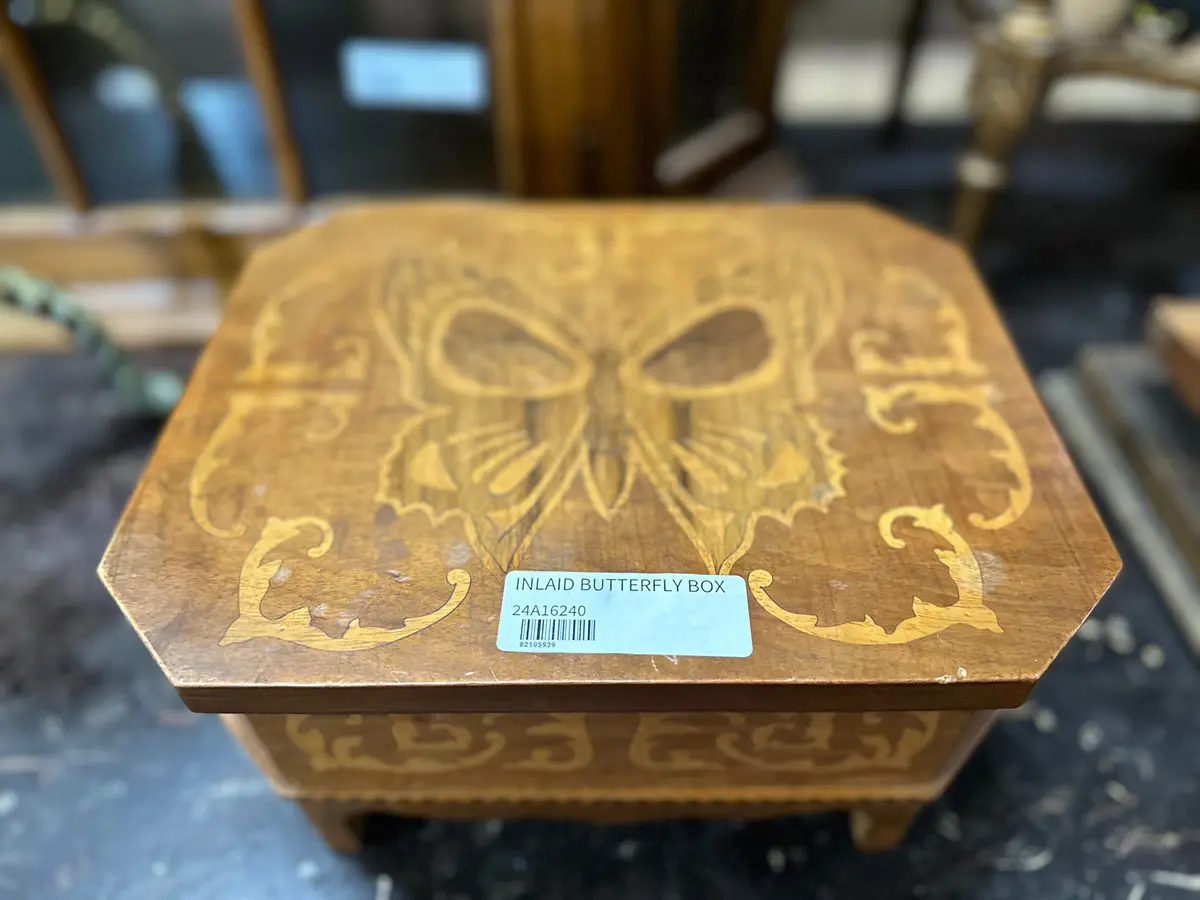 Inlaid Butterfly Box 1