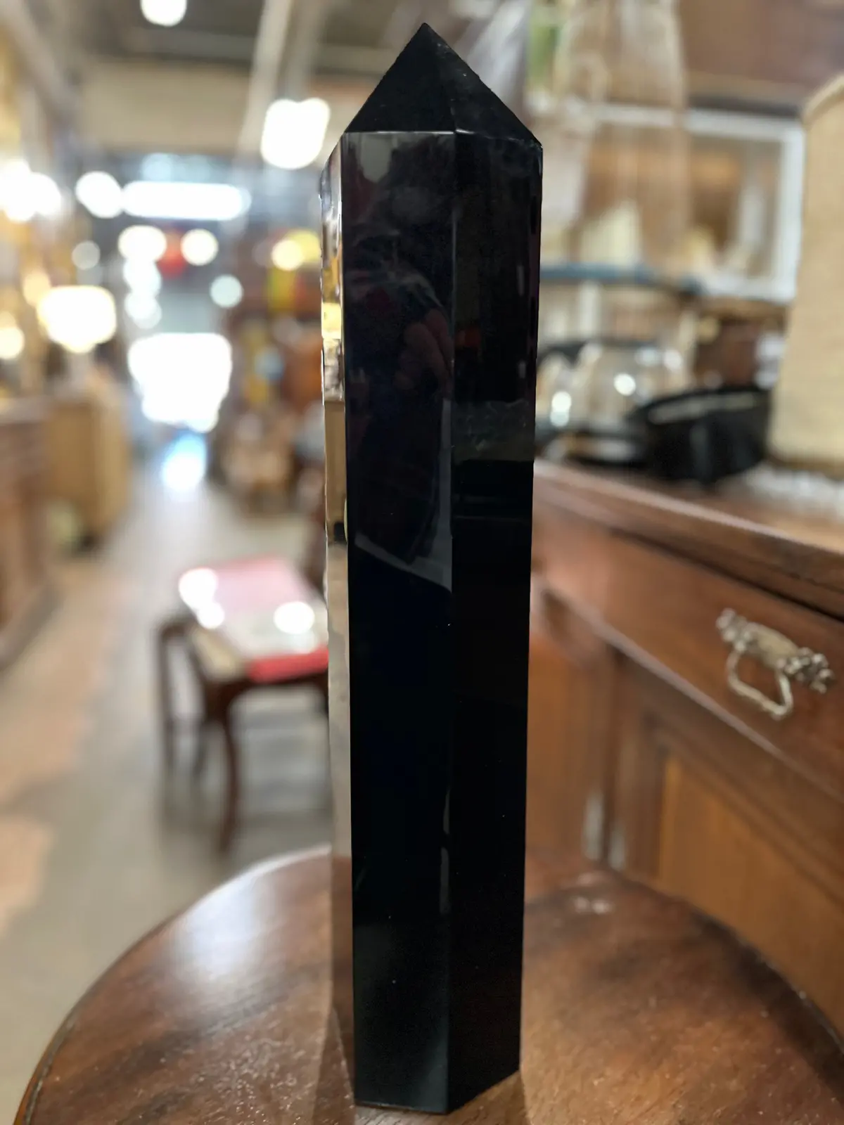 Applied Obsidian Glass Obelisque 1