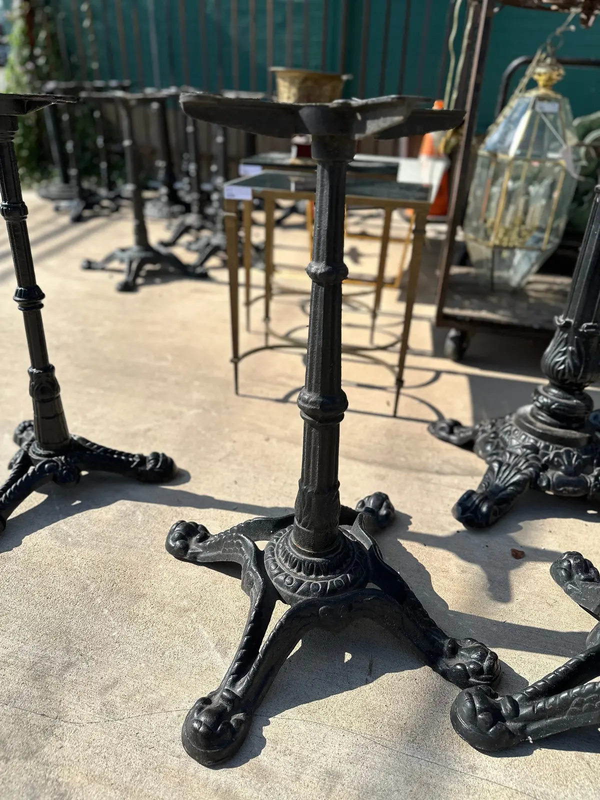 Medium Black Iron Pub Table Base 1