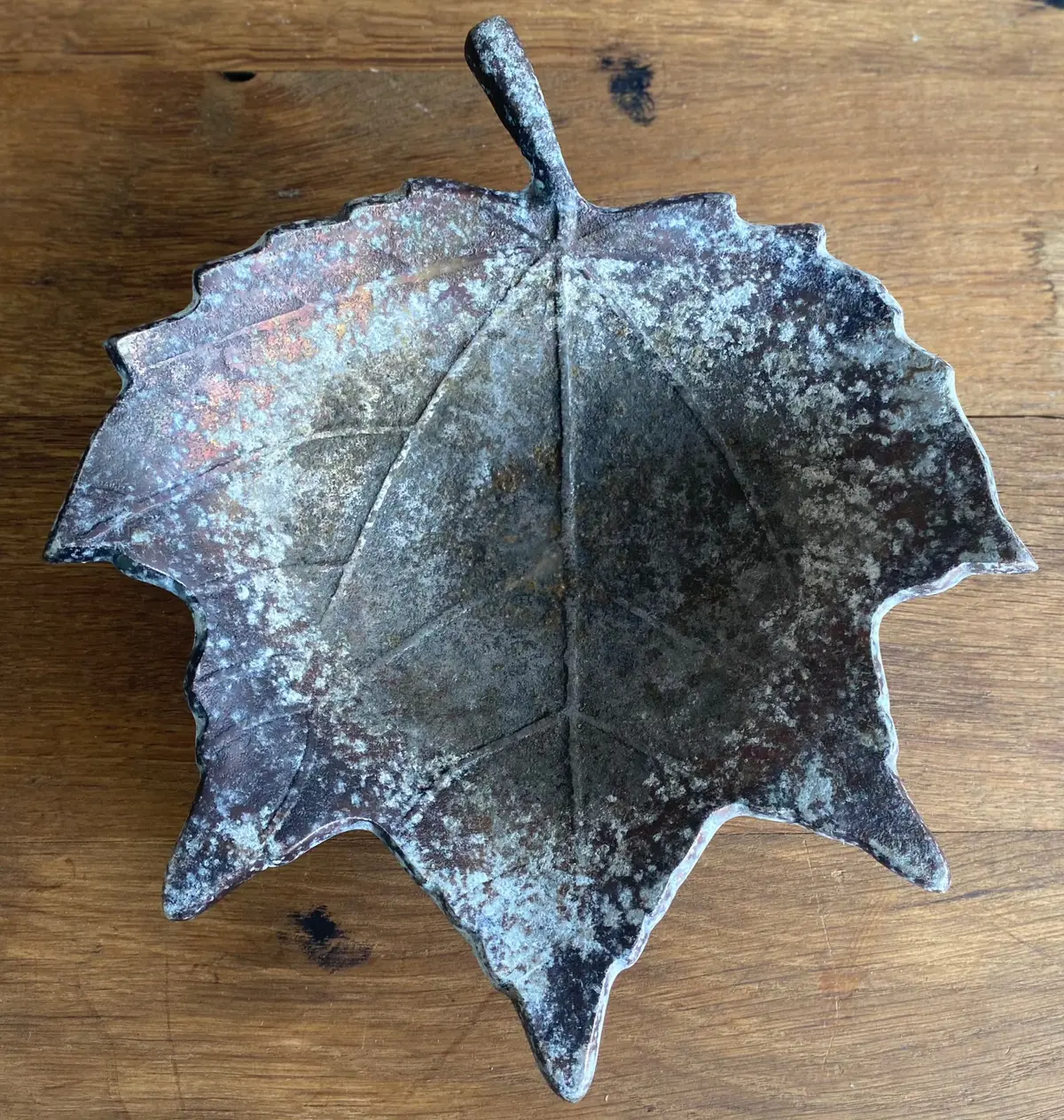 Metal Maple Leaf 1