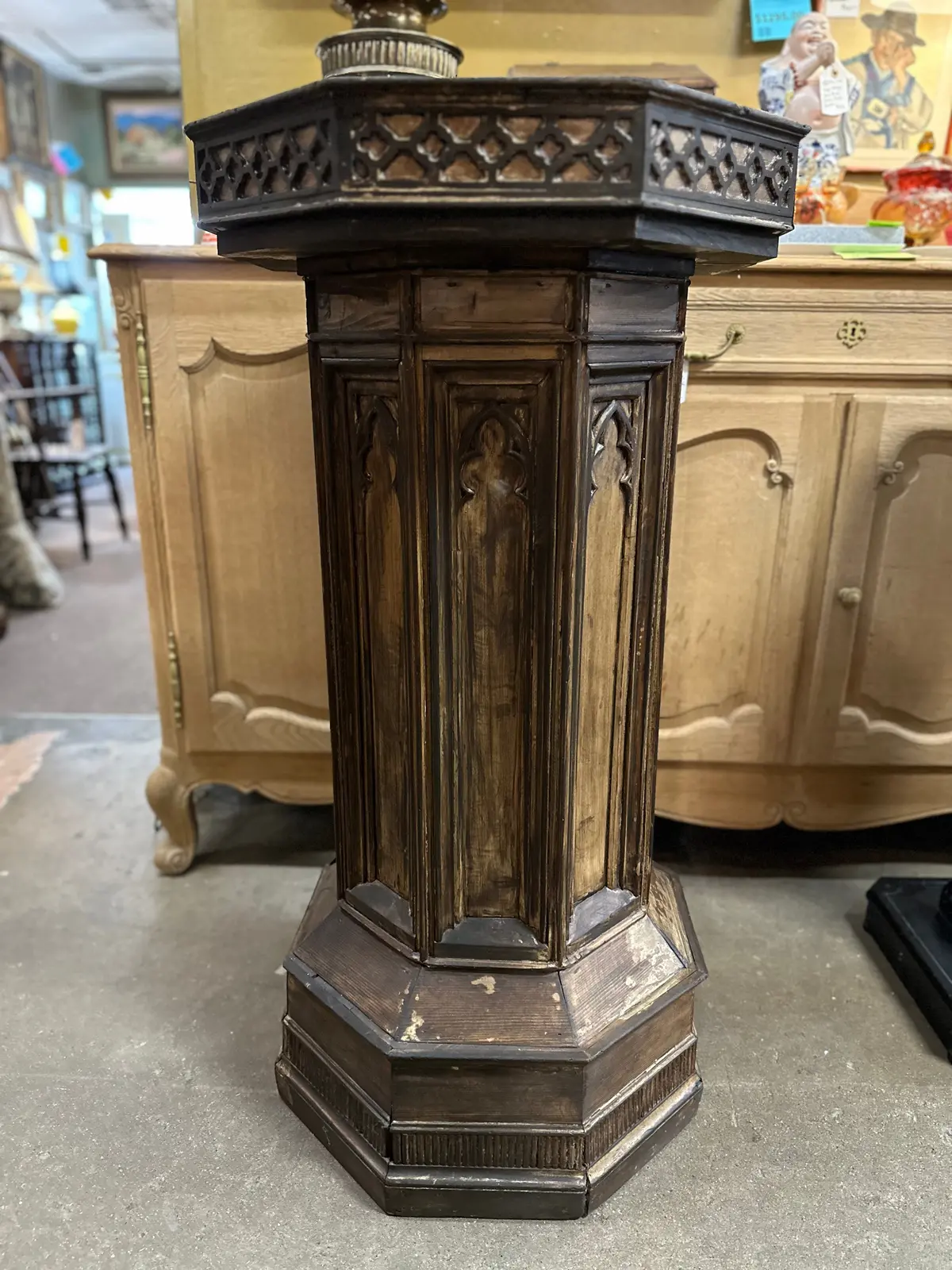 Gothic Octagonal Pedestal 1
