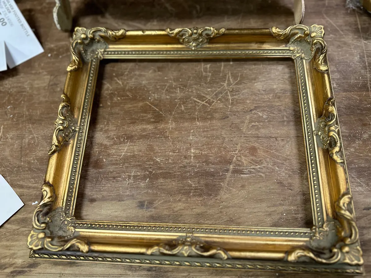 Small Ornate Gold Frame 1