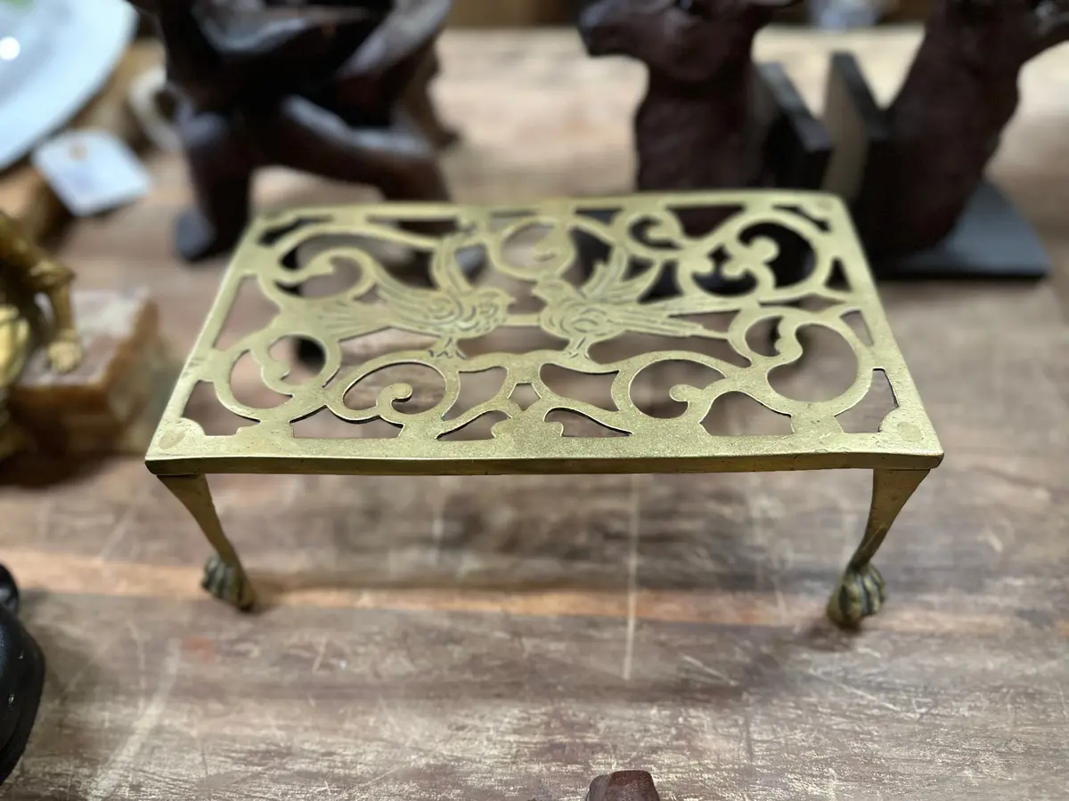 19Th Century Rectangular Brass Footman Trivet With Birds 1