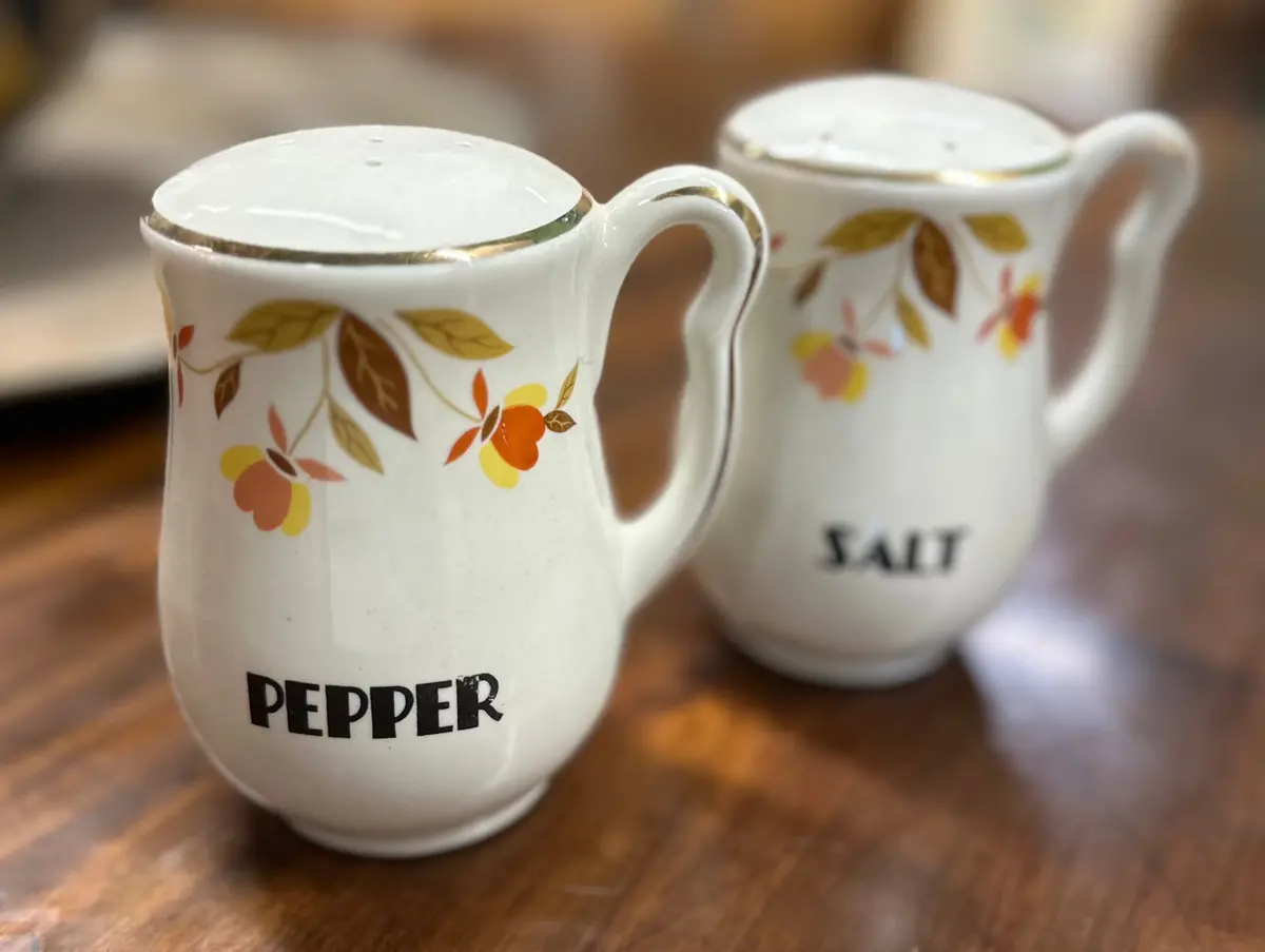 Jewel Salt And Pepper Shakers 1