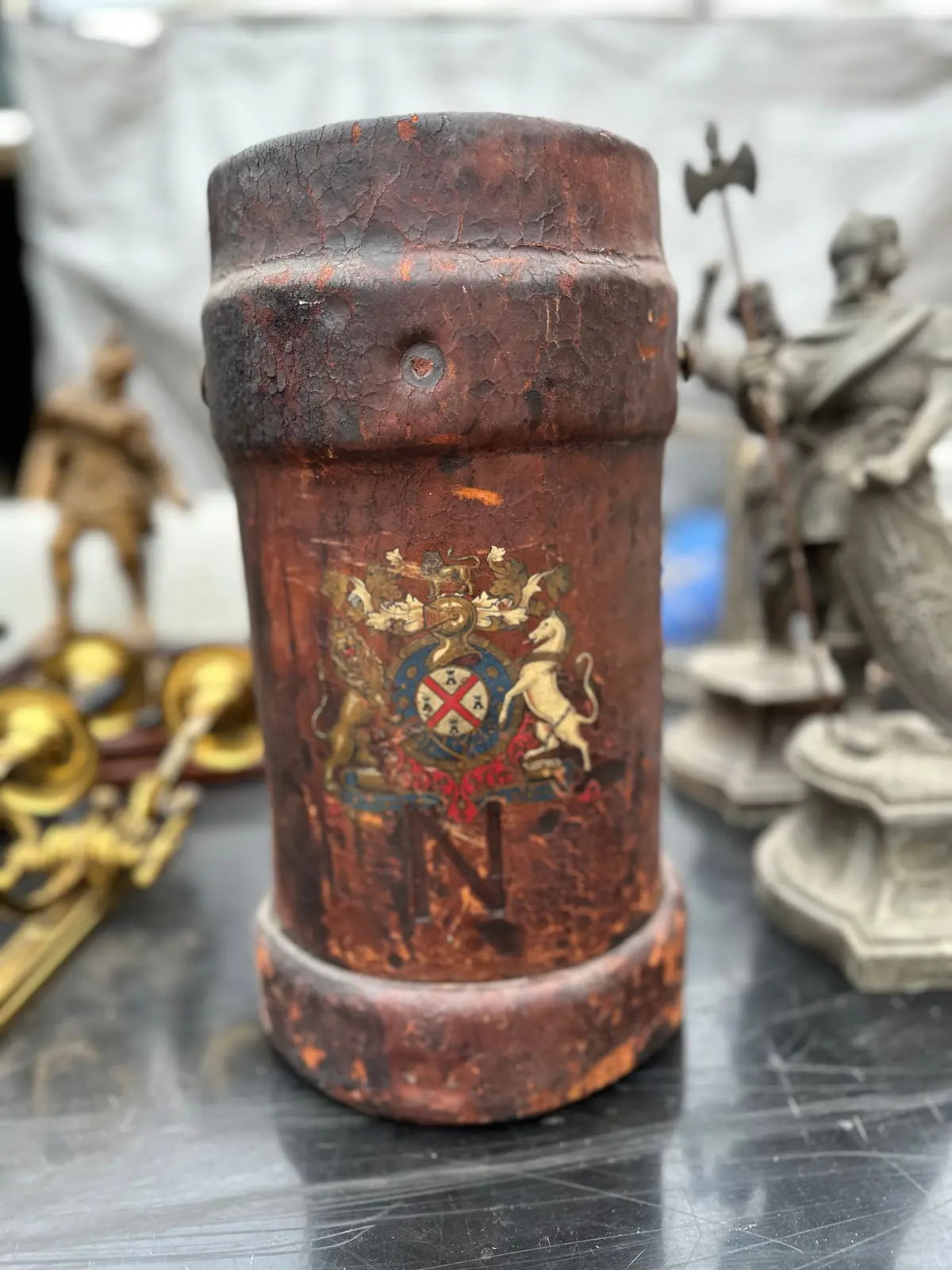 Leather Cylinder With Crest 1