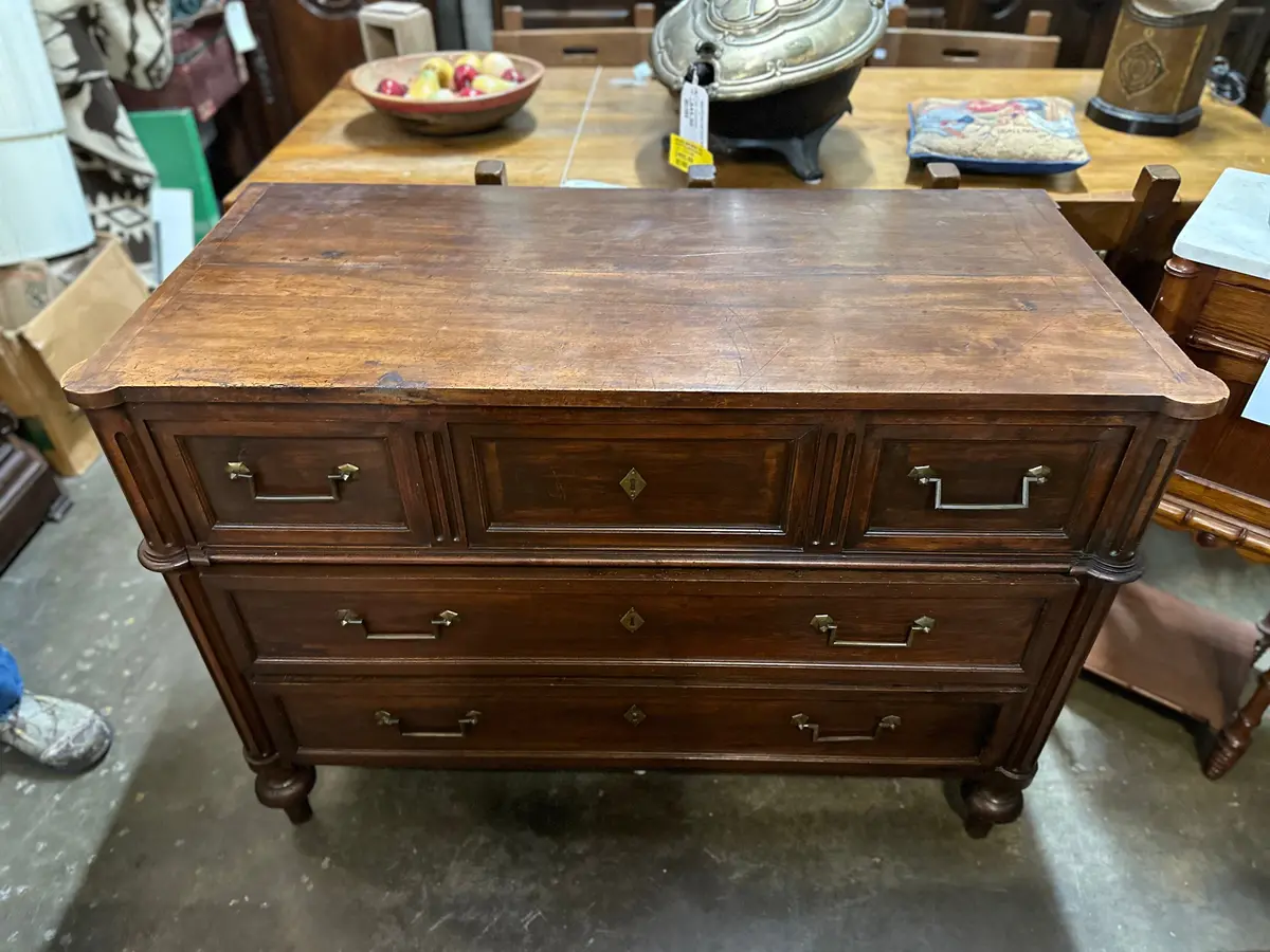 Louis Xvi Walnut Lift Top Chest 1