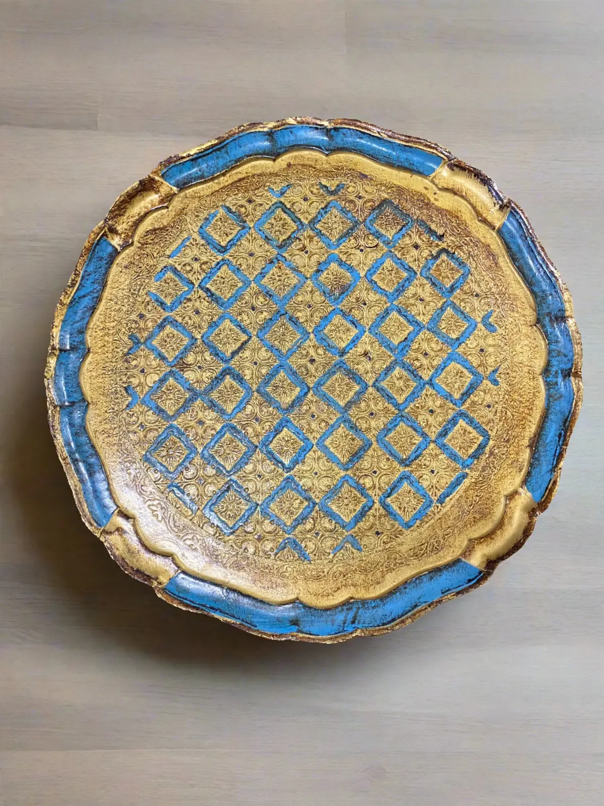Round Blue And Gold Florentine Tray 1