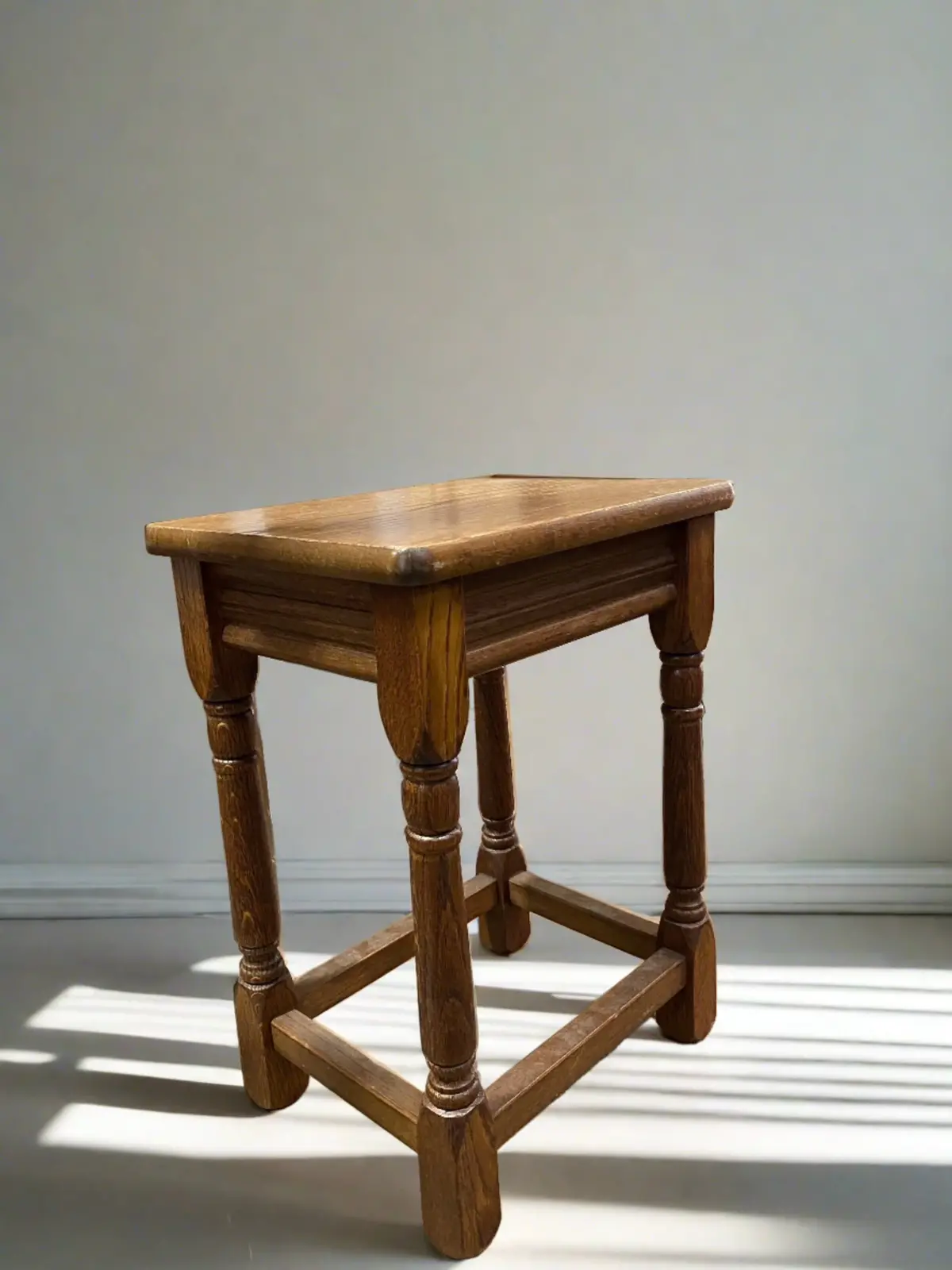 Small Oak Table 1
