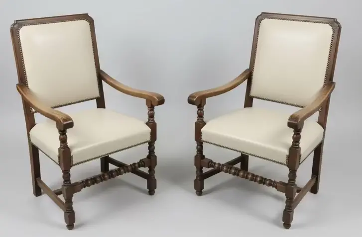 Pair Of 2 Oak And Beige Leather Arm Chairs 1