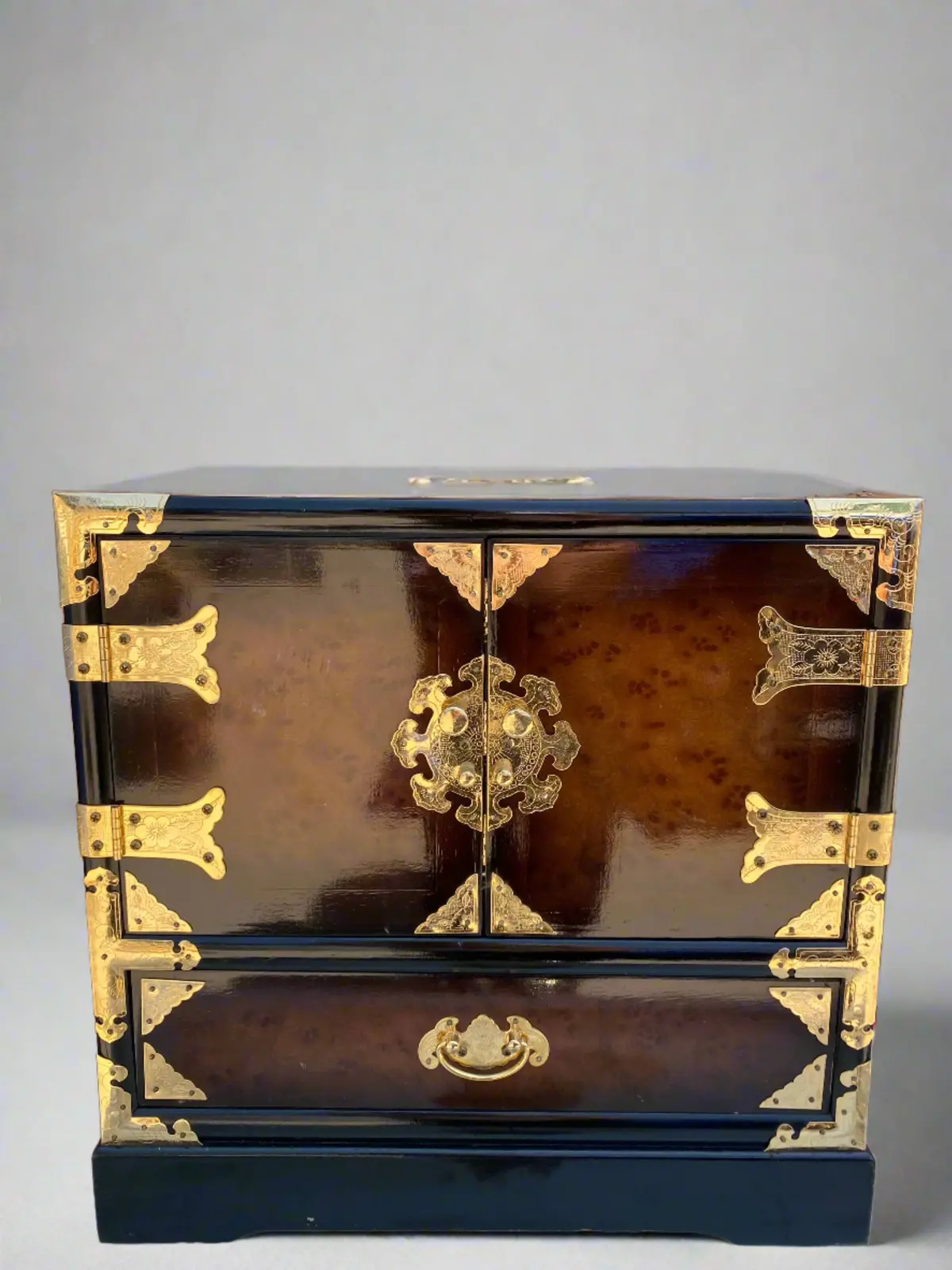 Chinese Jewelery Box With Brass Hinges 1