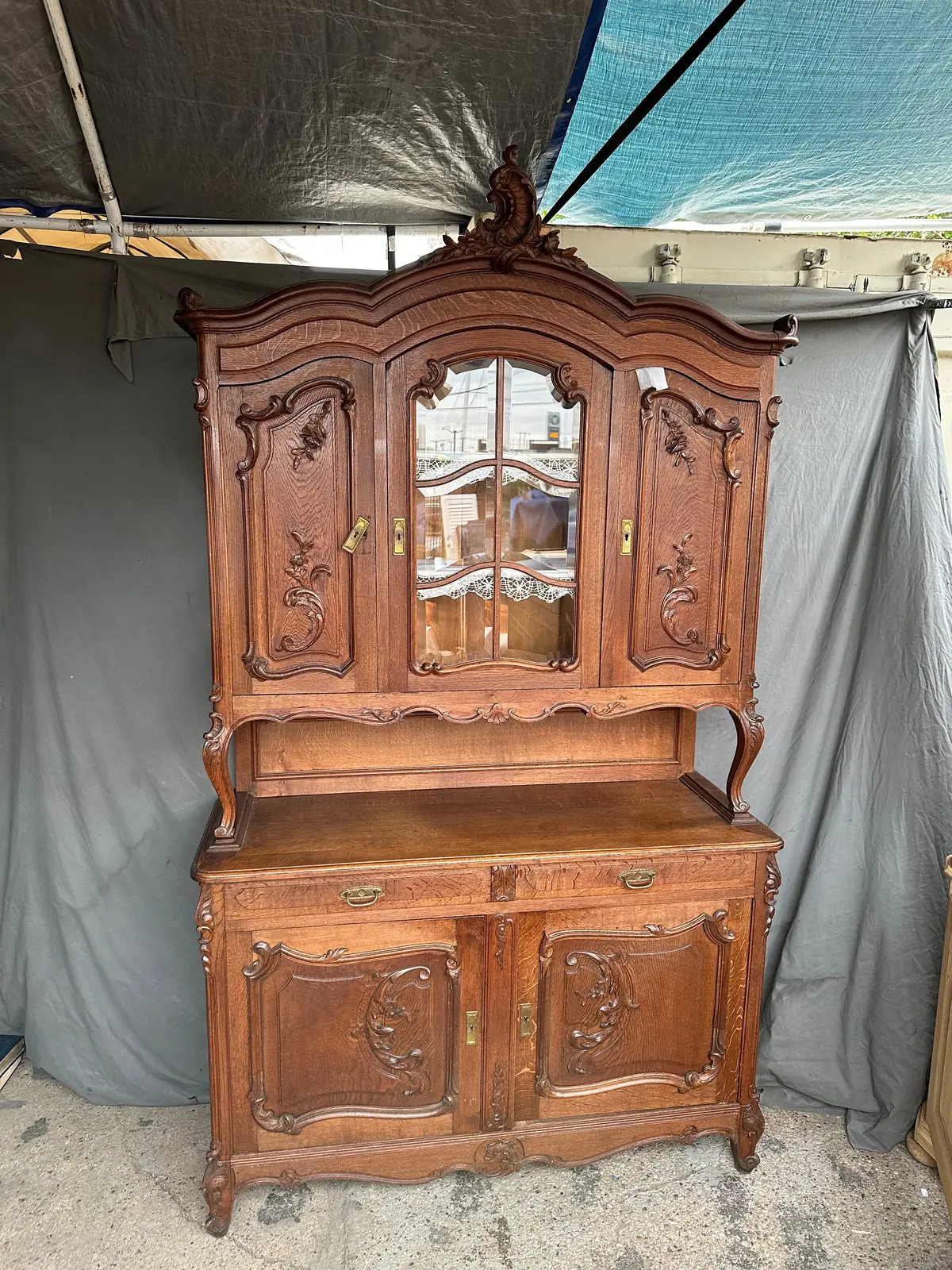 Louis Xv Stle Rocco Carved Oak Buffet 1