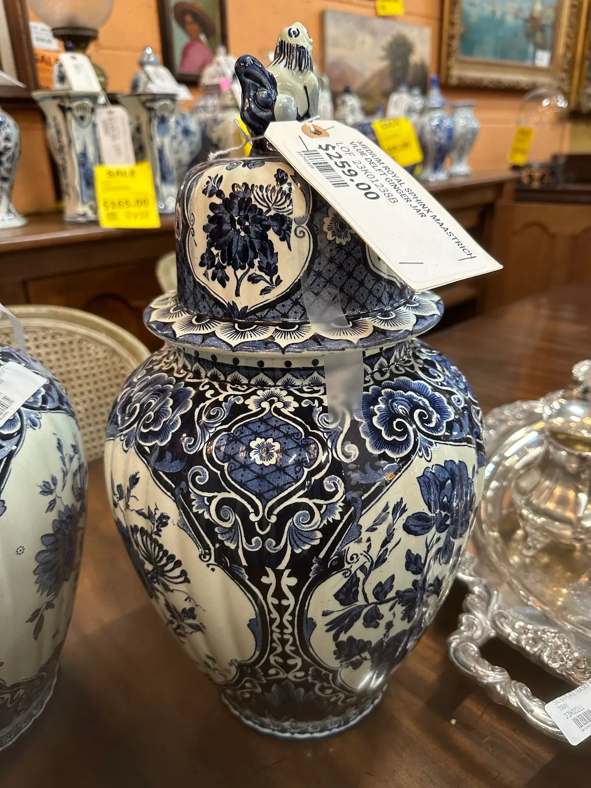 Medium Royal Sphinx Maastrich Vlue Delft Ginger Jar 1