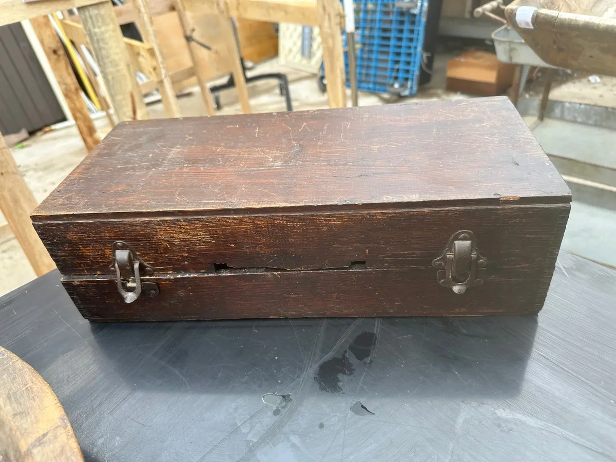 Box Finger Jointed 1