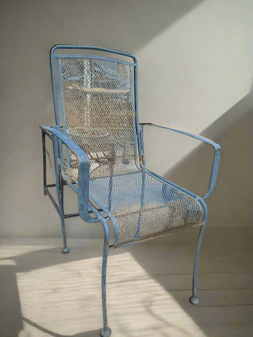 Iron Lawn Chair 1