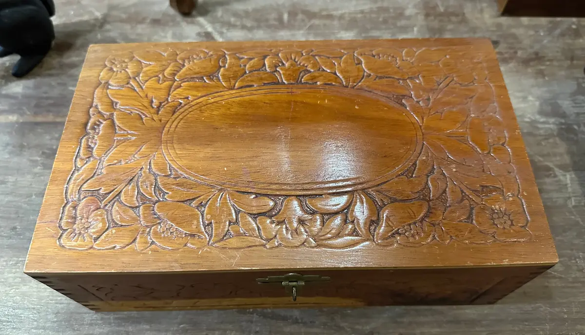 Floral Carved Wood Box With Lid-1940'S As Found Bottom 1