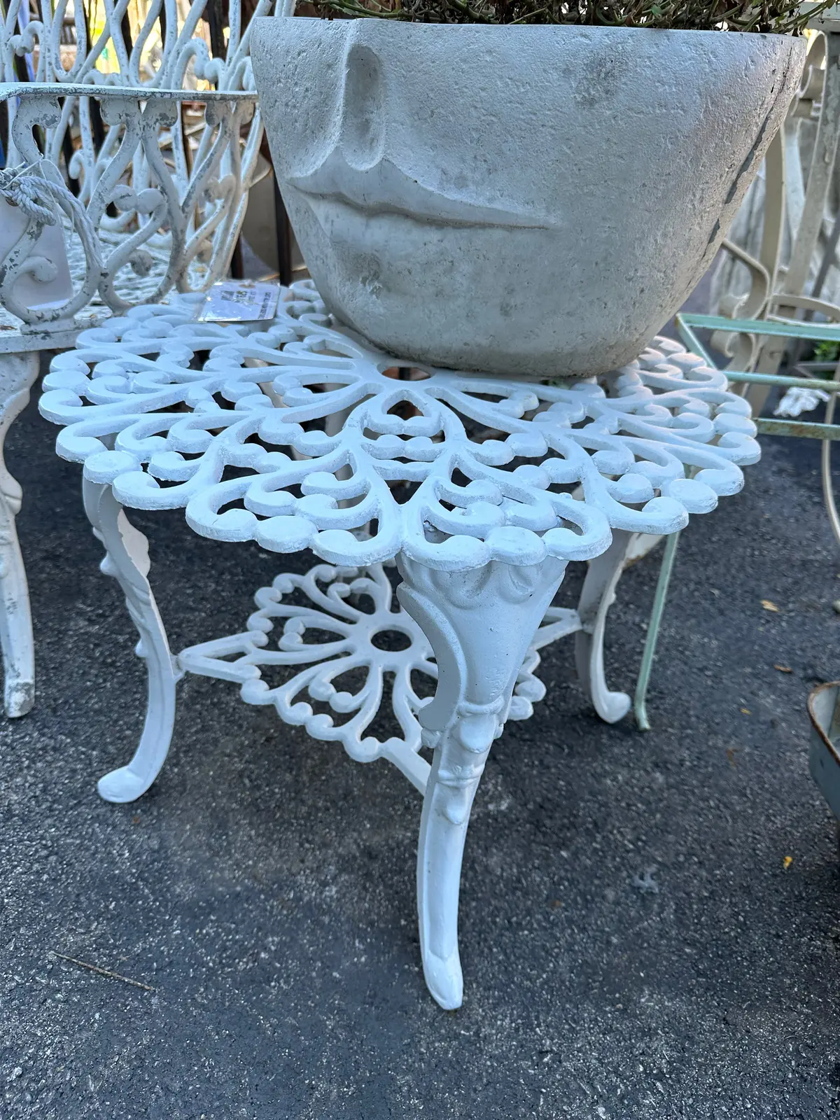 Cast Aluminum Side Table 1