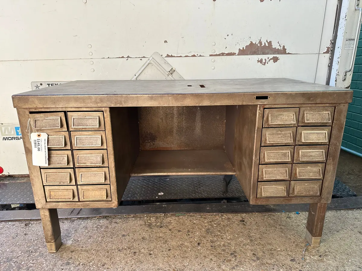 Metal Desk With Drawers 1