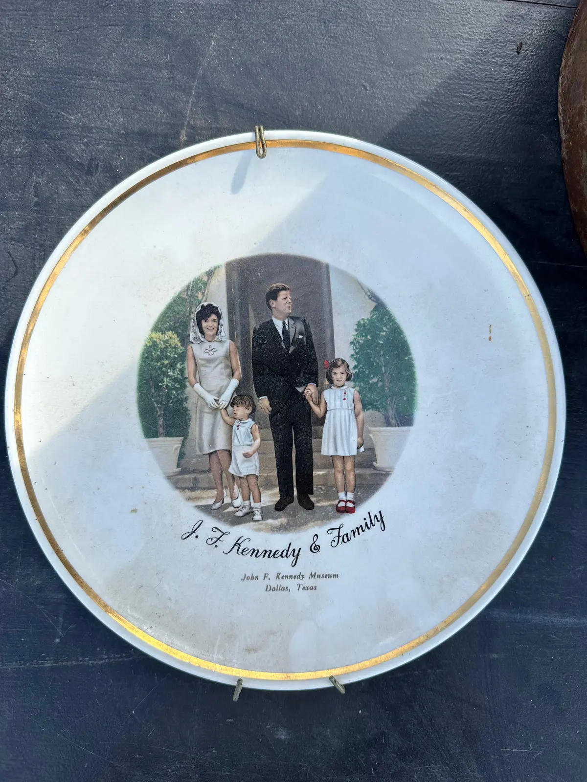 Jfk And Family Plate Kennedy Museum 1