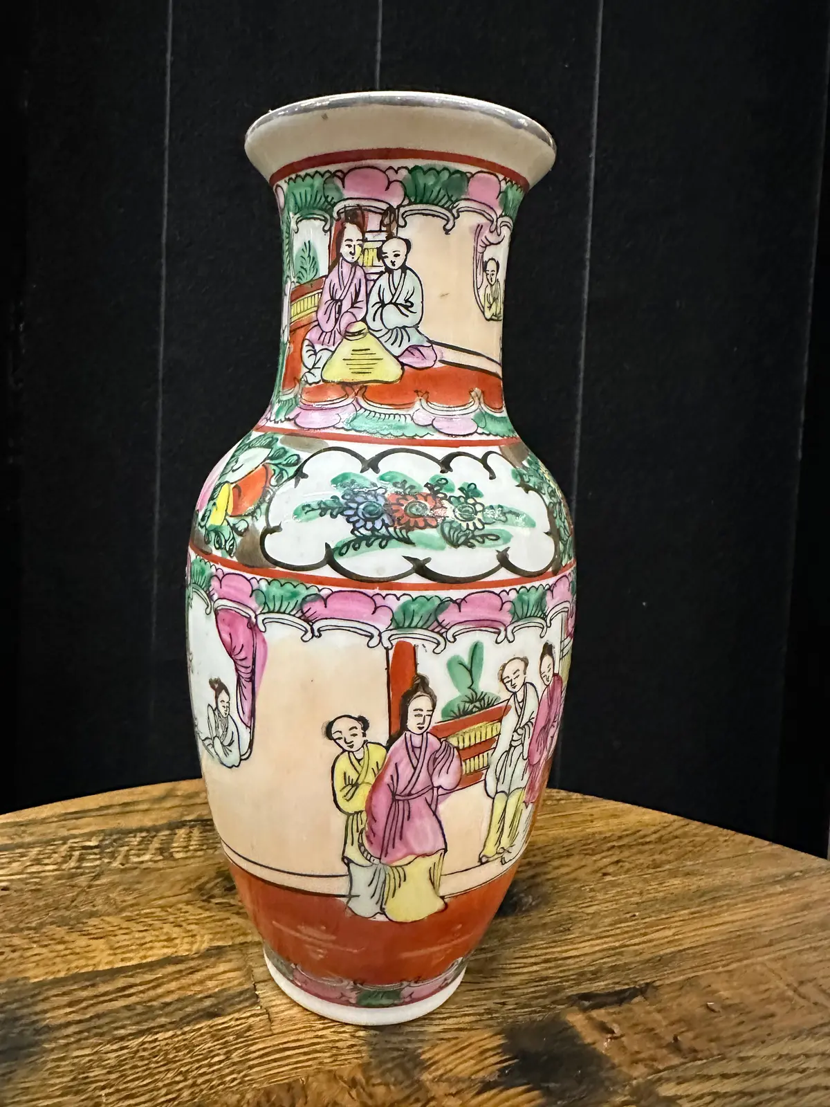 Rose Famille Small Flared Vase 1