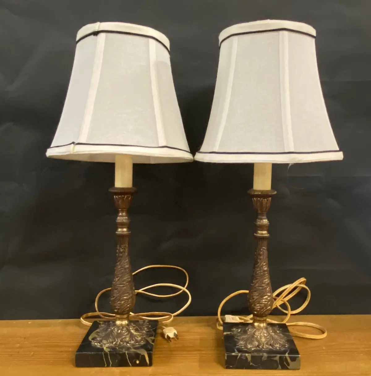 Pair Of Little Lamps With Black Marble Base 1