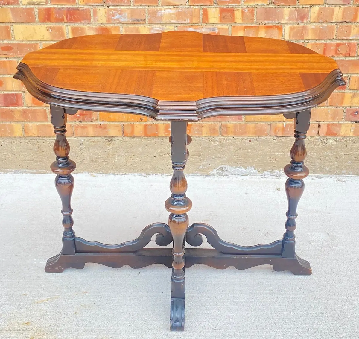 American Occasional Table 1