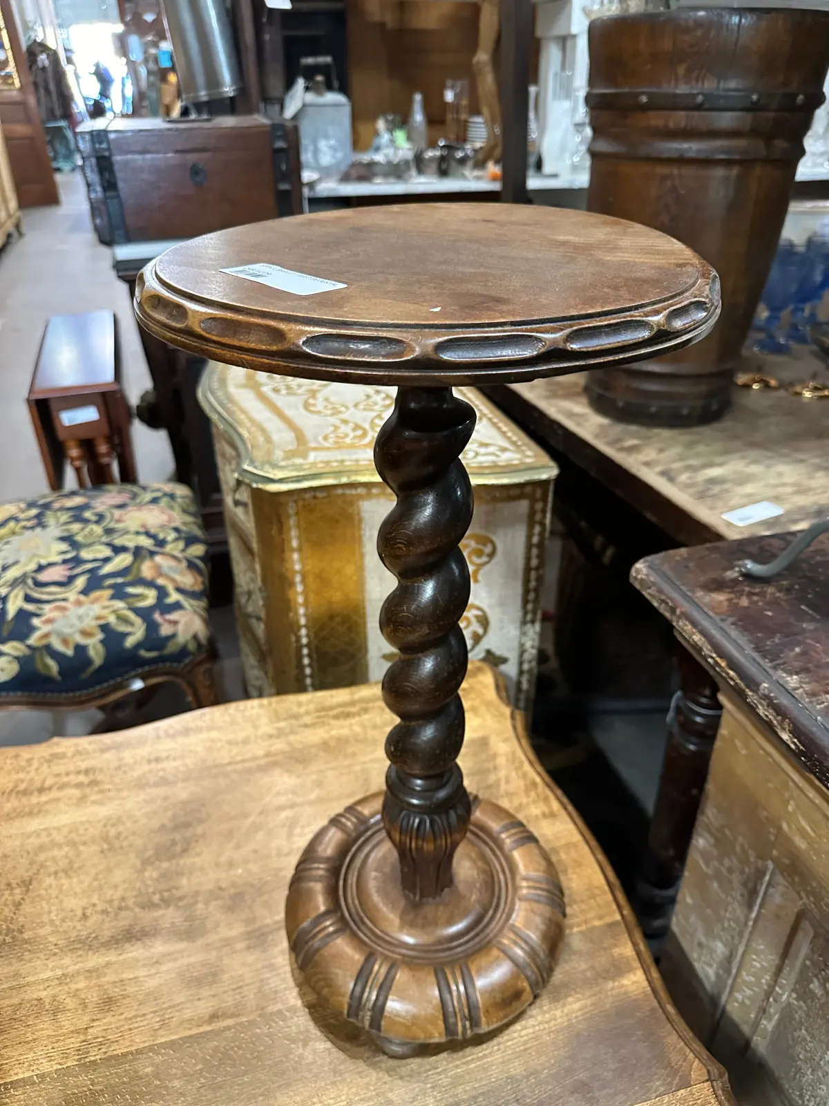 Small Barley Twist Pedestal 1