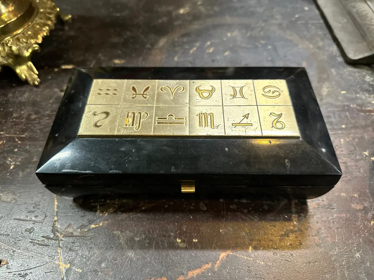 Egyptian Motif Card Box 1