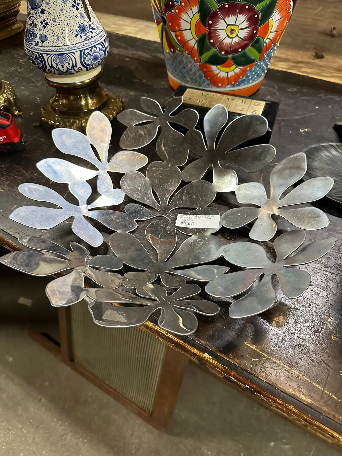 Metal Pierced Cut Floral Silver Color Fruit Tray 1