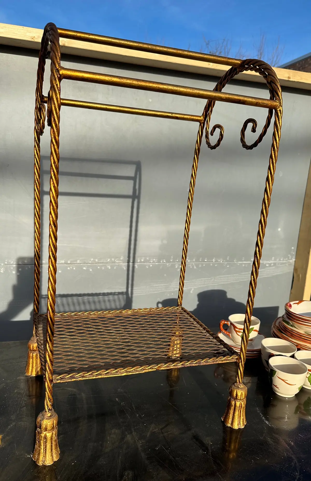 Gilt Towel Stand 1