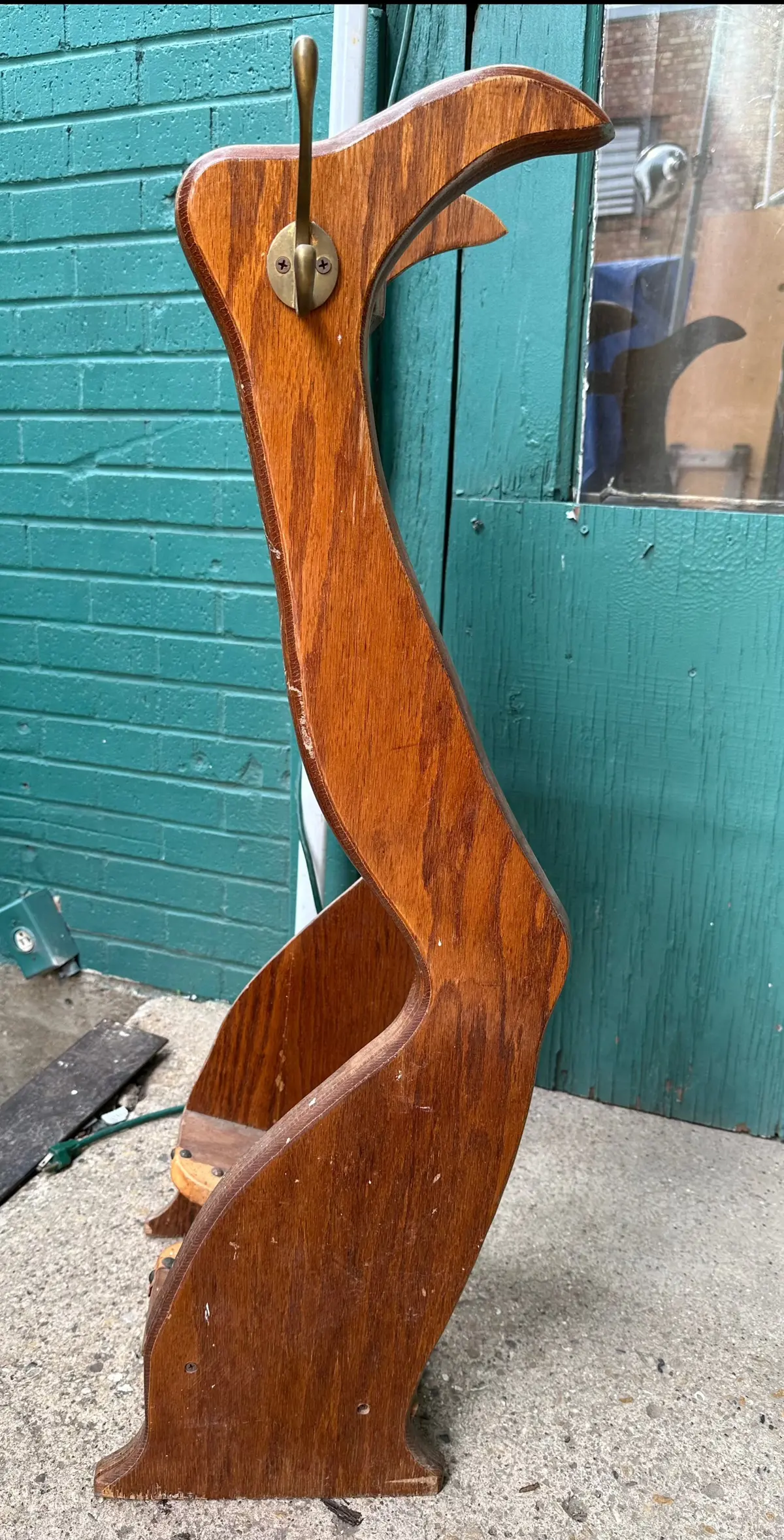 Lady Leg Valet-With Boot Helper 1