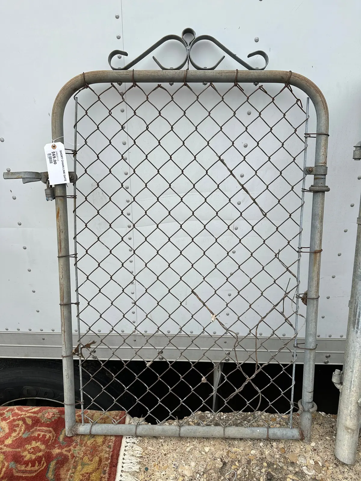 Short Chain Link Gate 1
