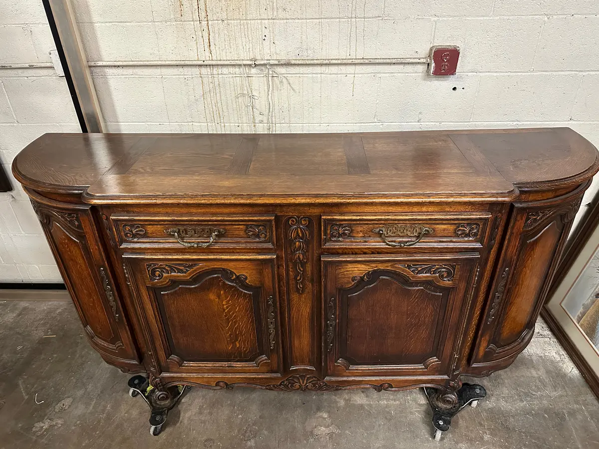 Louis Xv Oak Curved Front Sideboard 1