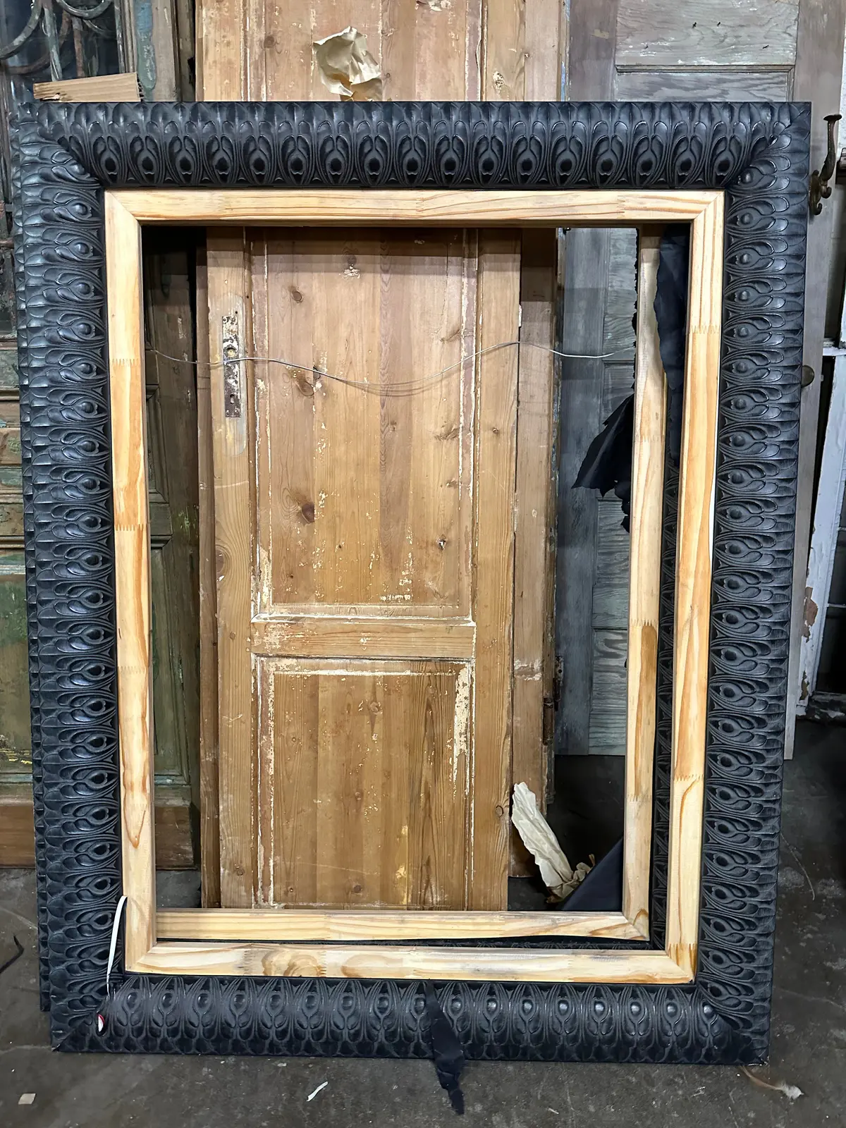 Large Dark Leafy Texture Frame 1