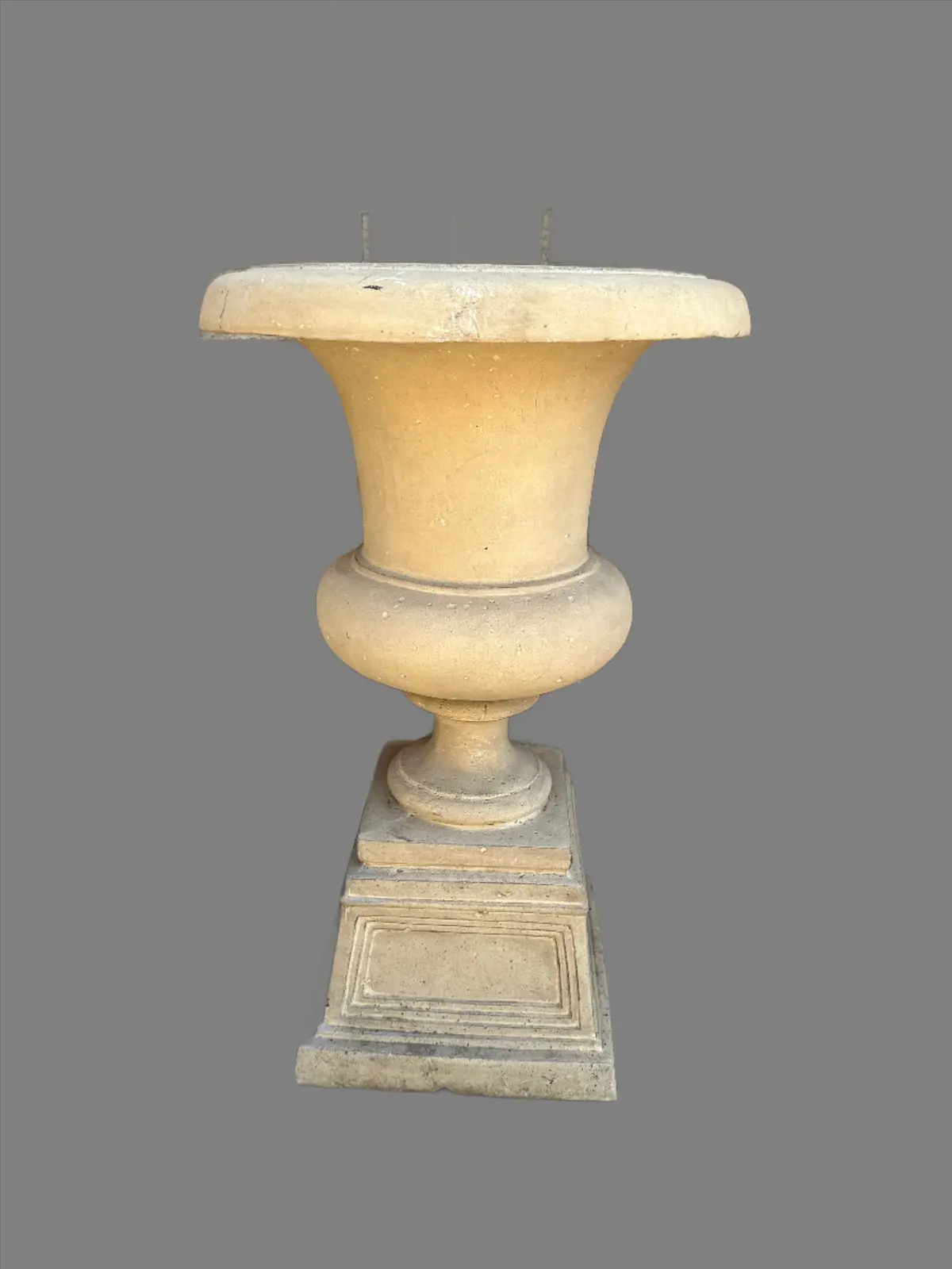 Not Old Synthetic Urn 1