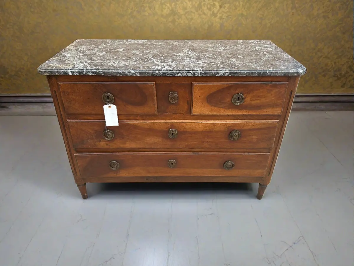 Early 19Th Century Louis Xvi Walnut Chest With St. Anne Marble 1