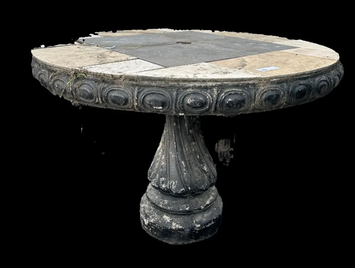 Round Concrete Pedestal Table 1