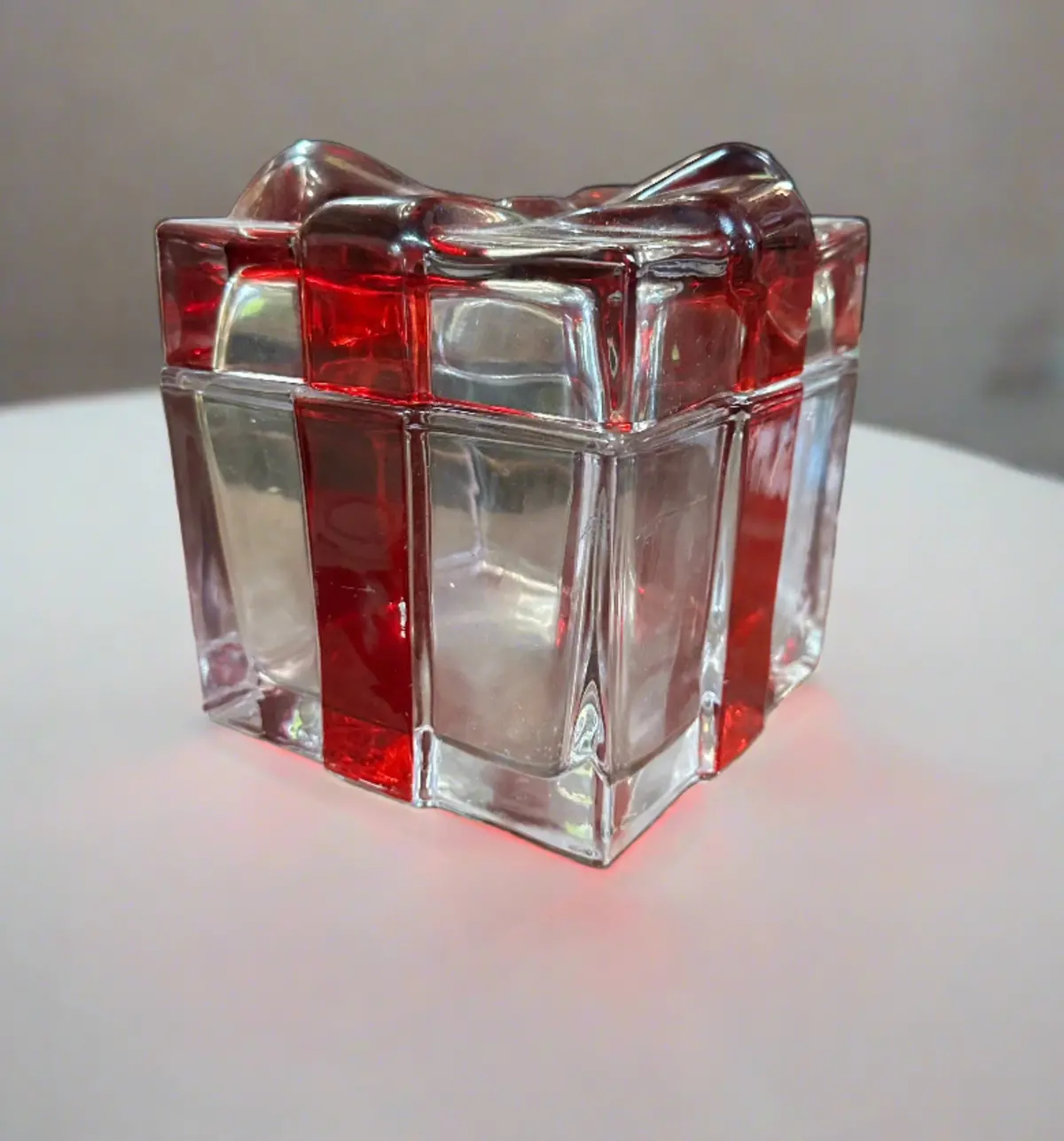 Glass Ruby Gift Box 1