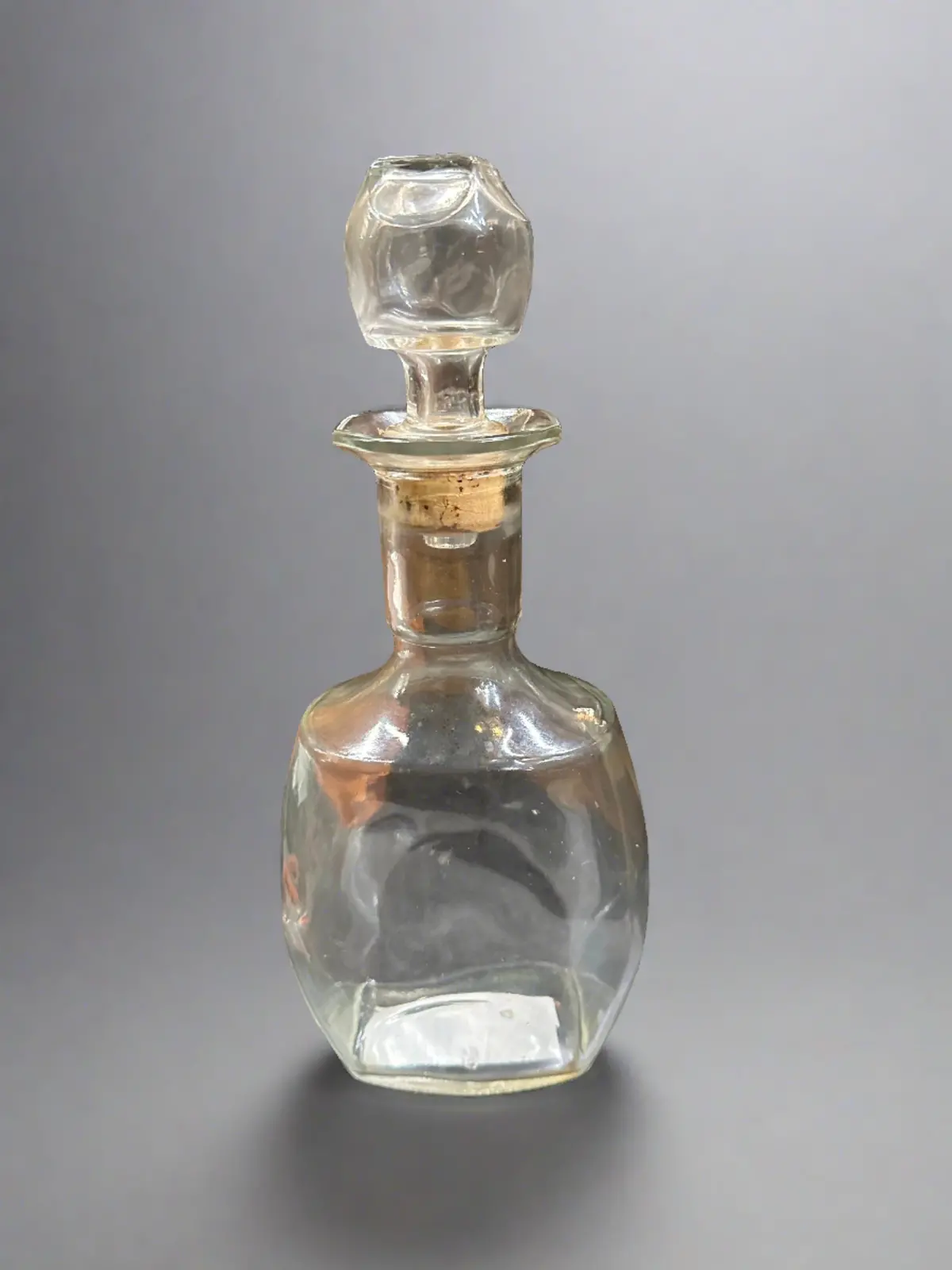 Clear Wine Decanter 1