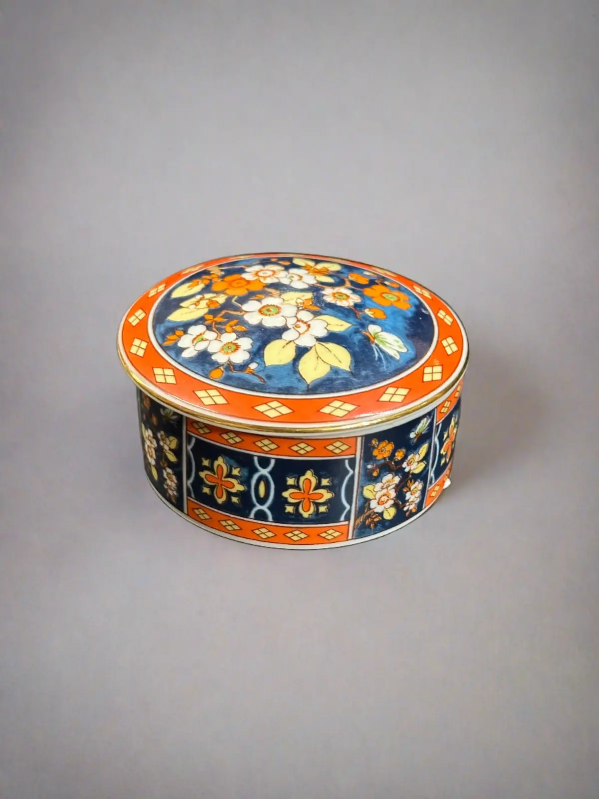 Japanese Porcelain Box 1