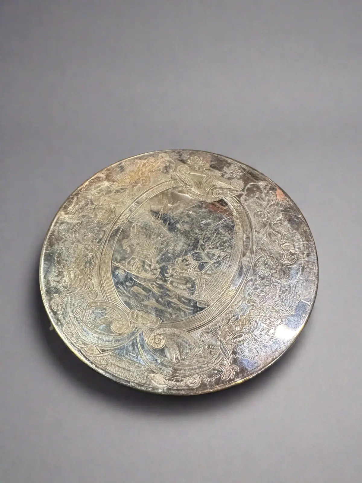Small Round Asian Plate Trivet 1