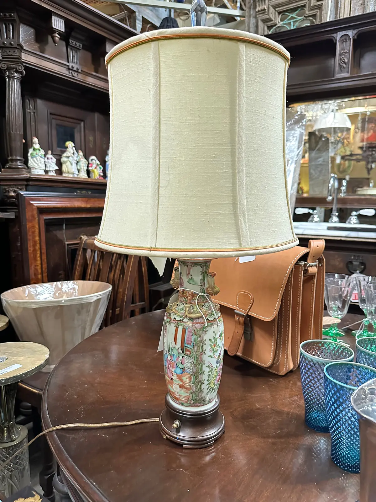 Rosse Famille Lamp 1