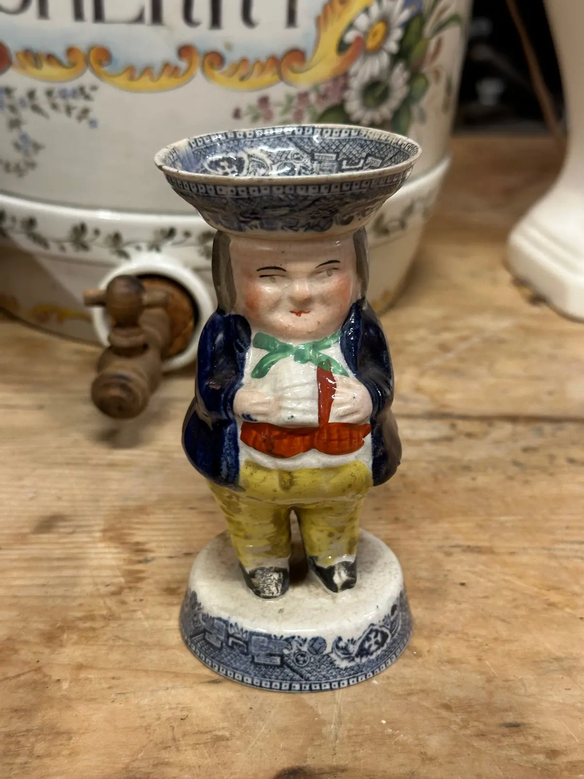 Toby Egg Holder 1
