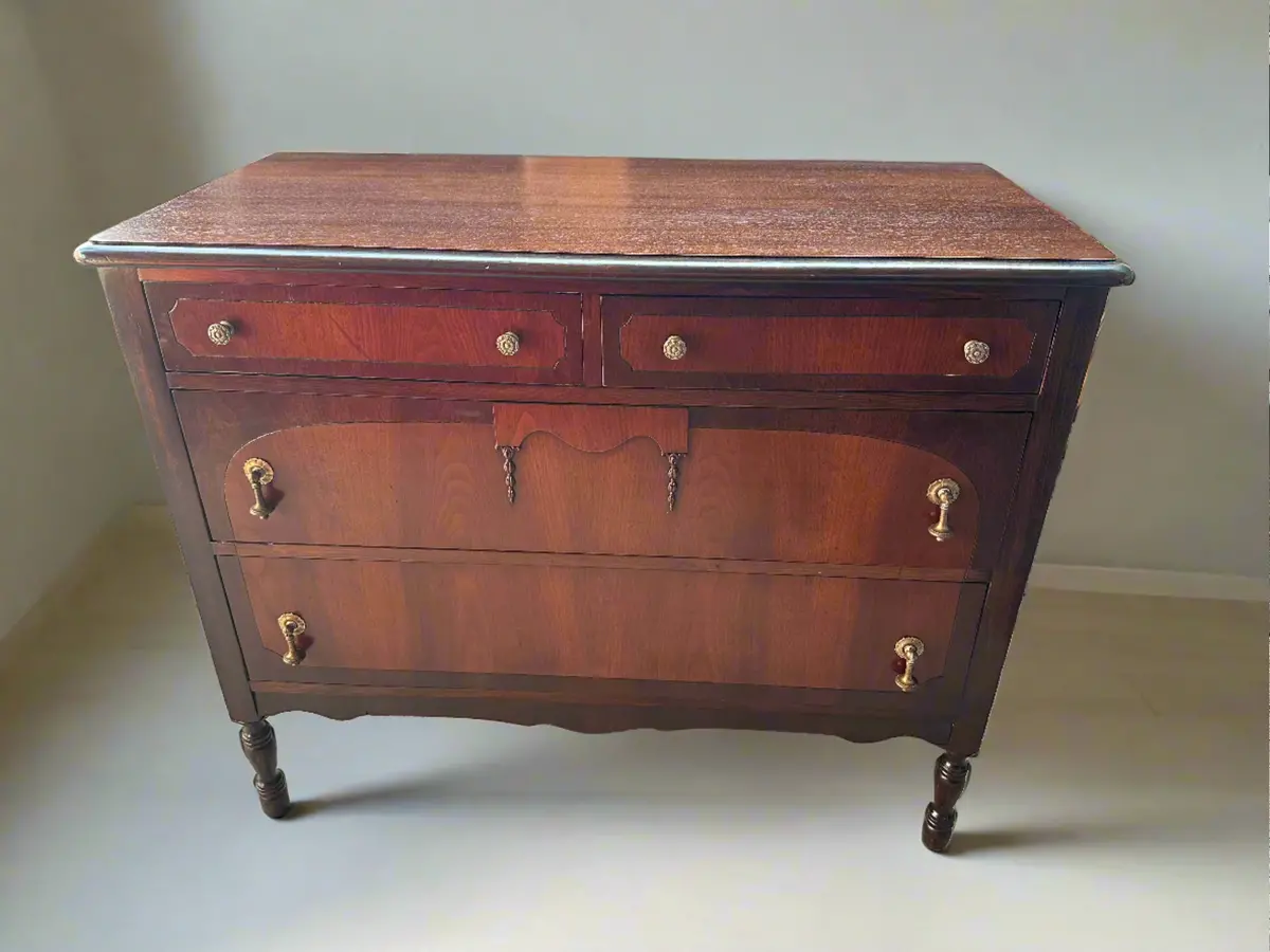 1920S Lowboy Chest Of Drawers 1